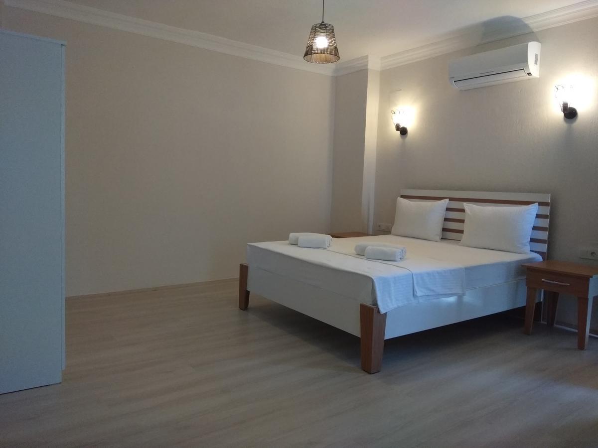 Aparthotel Grandma's Garden 3*