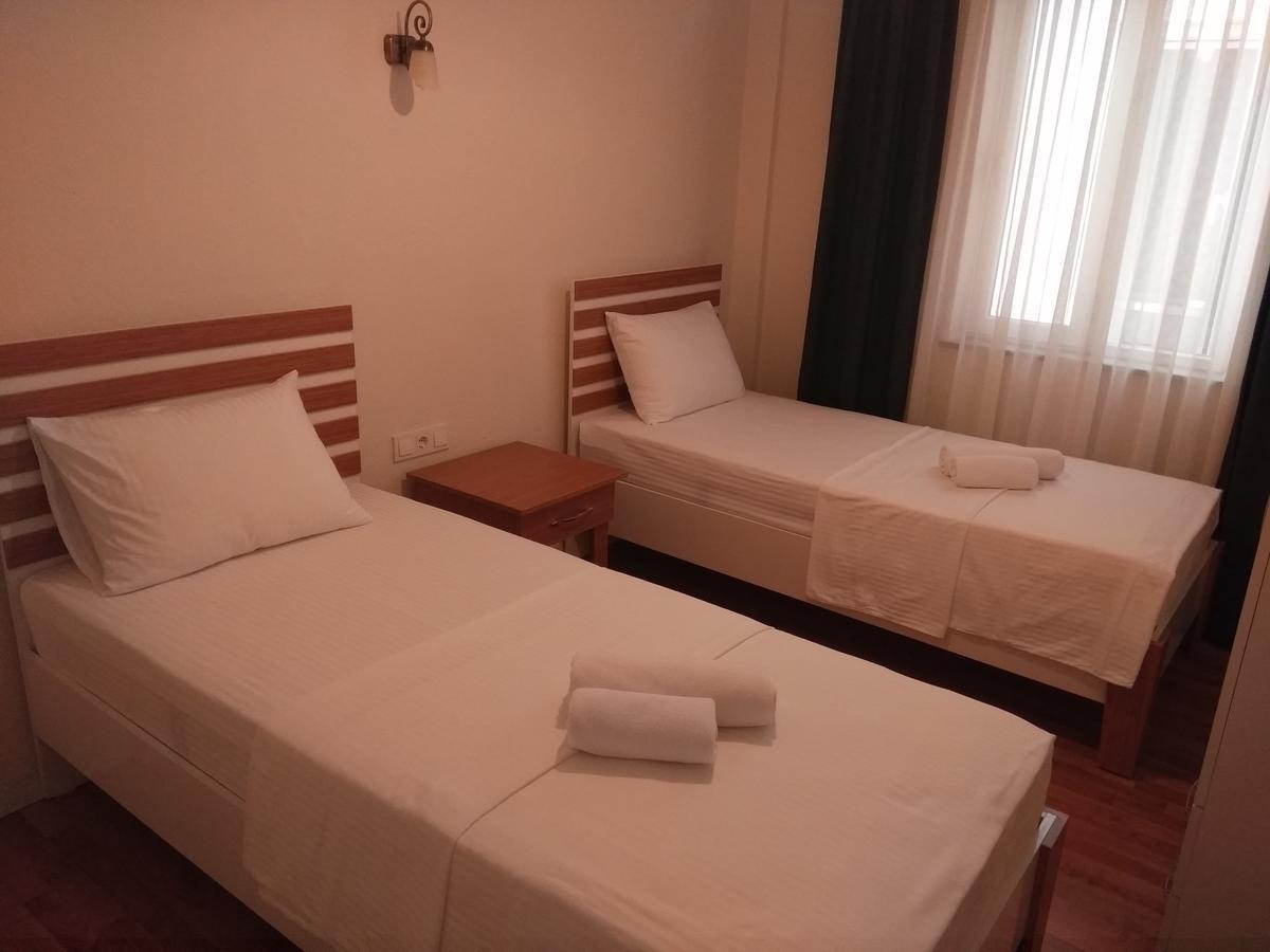 Aparthotel Grandma's Garden 3*