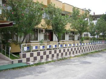 La Akcay Hotel