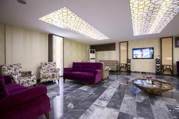 Business Hotel 3*