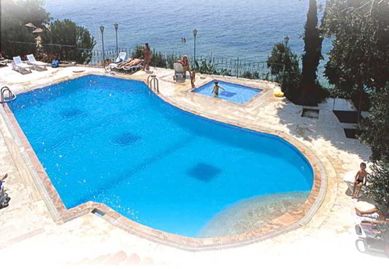 Hotel Kirtay 3*