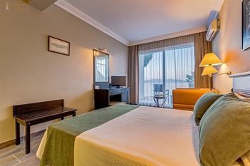 Hotel Cunda 3*