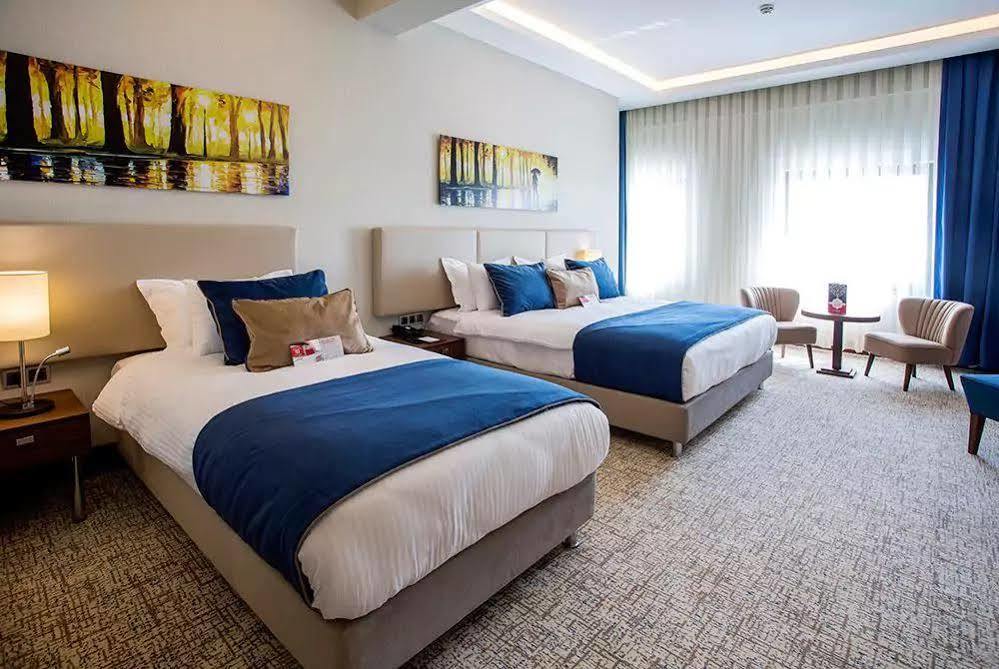 Ramada By Wyndham Yalova 4*