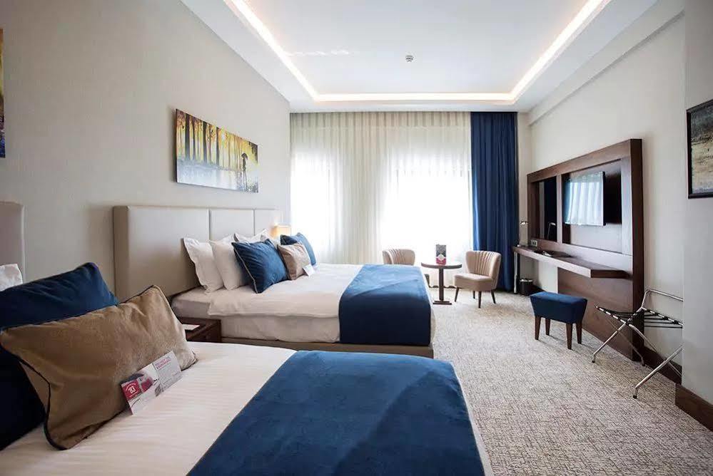 Ramada By Wyndham Yalova Hotel 4*