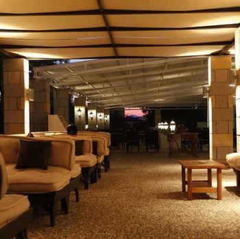 Aytas Hotel
