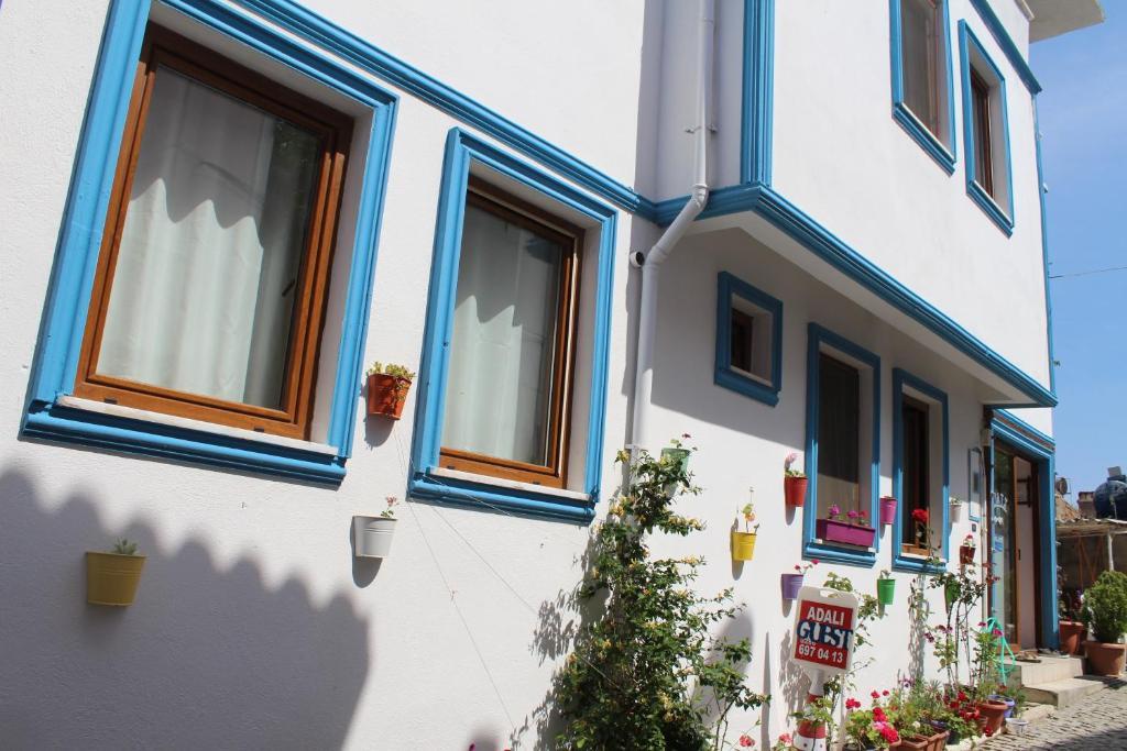 Guest house Adali