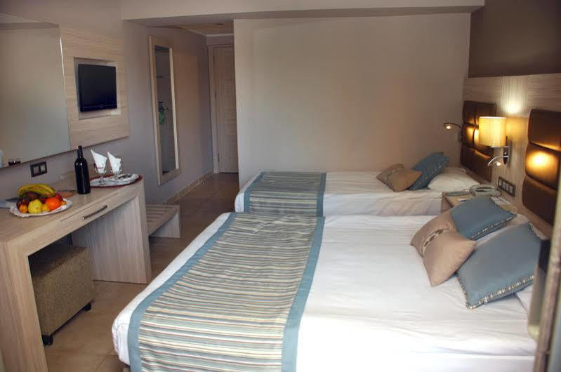 Palmeras Hotel