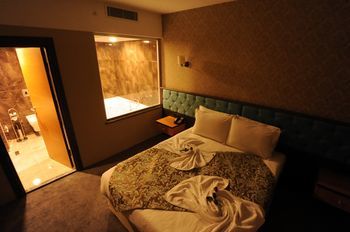 Fier Life Center Hotel 3*