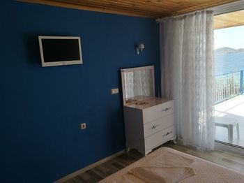 Mavi Akvaryum Pension *