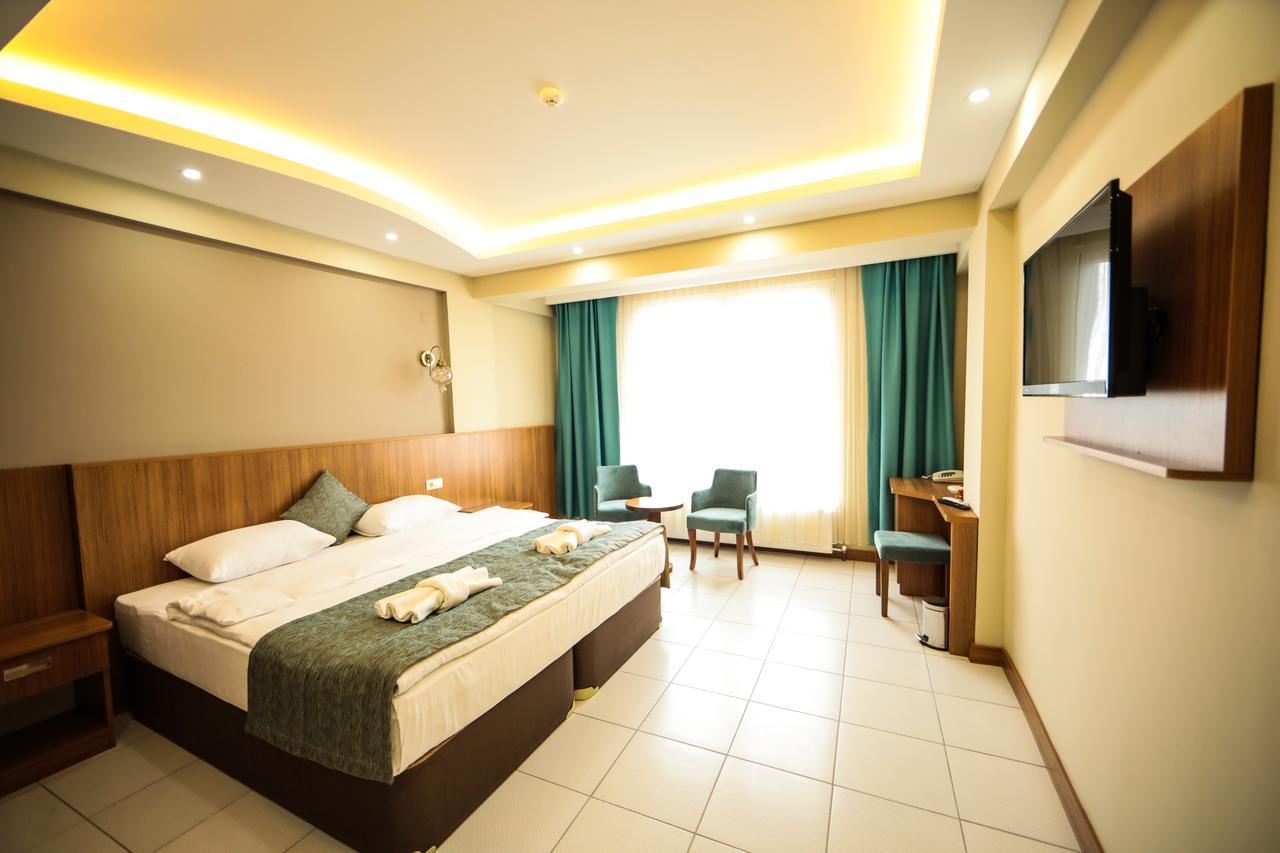 Safi̇r Hotel *