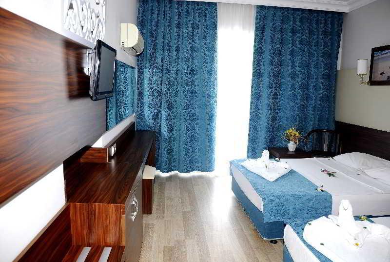Caretta Relax 4*