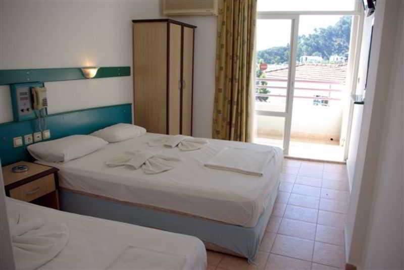Zeybek Hotel Turunc