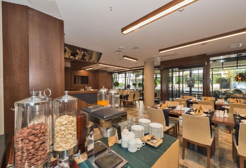 Boursier 1 & 4* Istanbul
