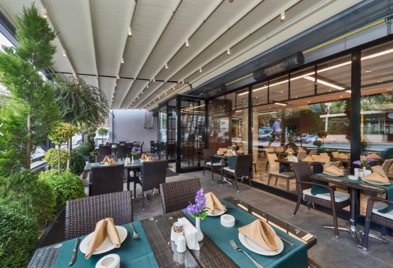 Hotel Boursier 1 & 4*