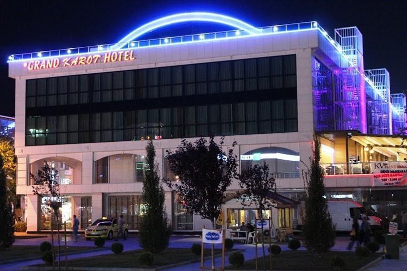 Hotel Grand Karot 3*
