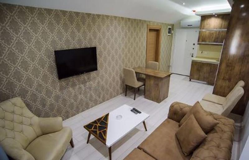 Aparthotel Happy Family 3*