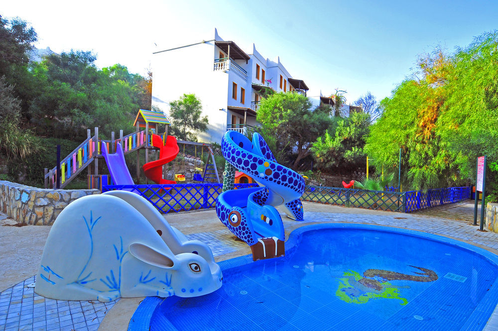 Resort Green Beach Resort 5*