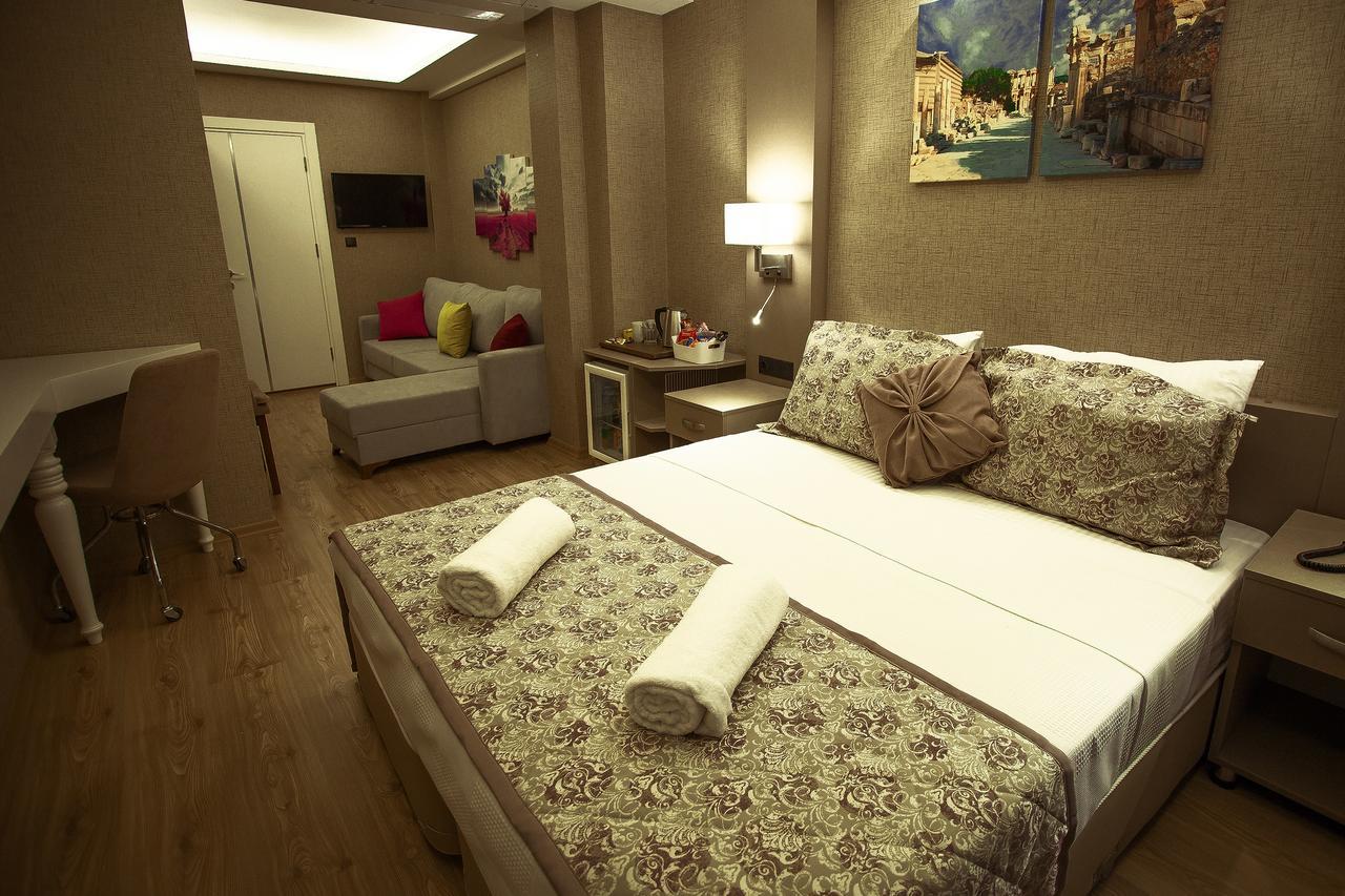 Iz 4* Izmir