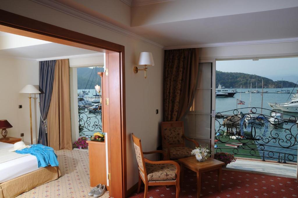 Hotel Ece Saray Marina (adults Only) 4*