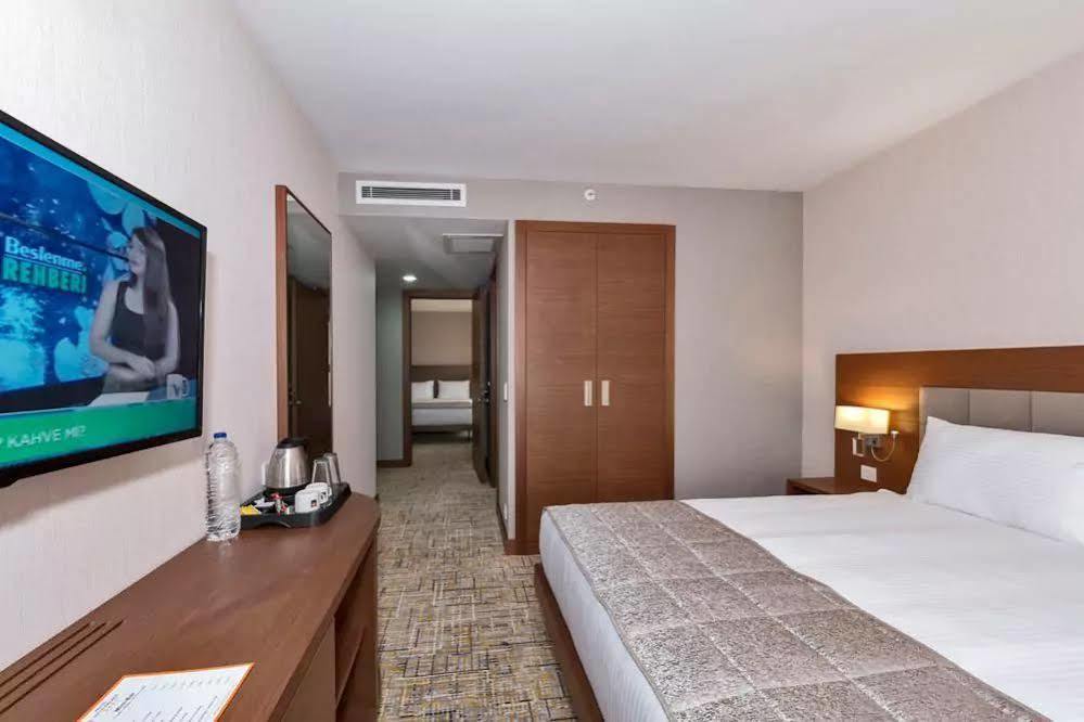 Hotel Land Park 4*