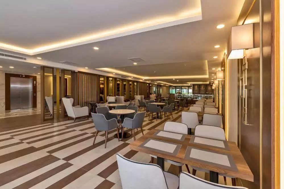 Hotel Land Park 4*