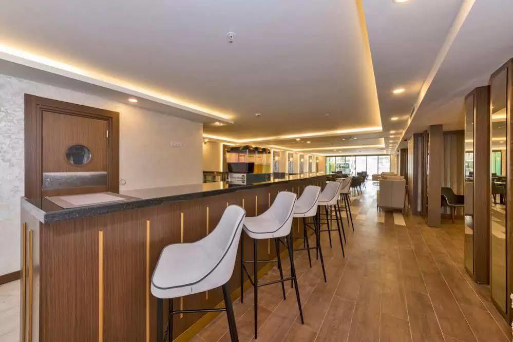 Hotel Land Park 4*