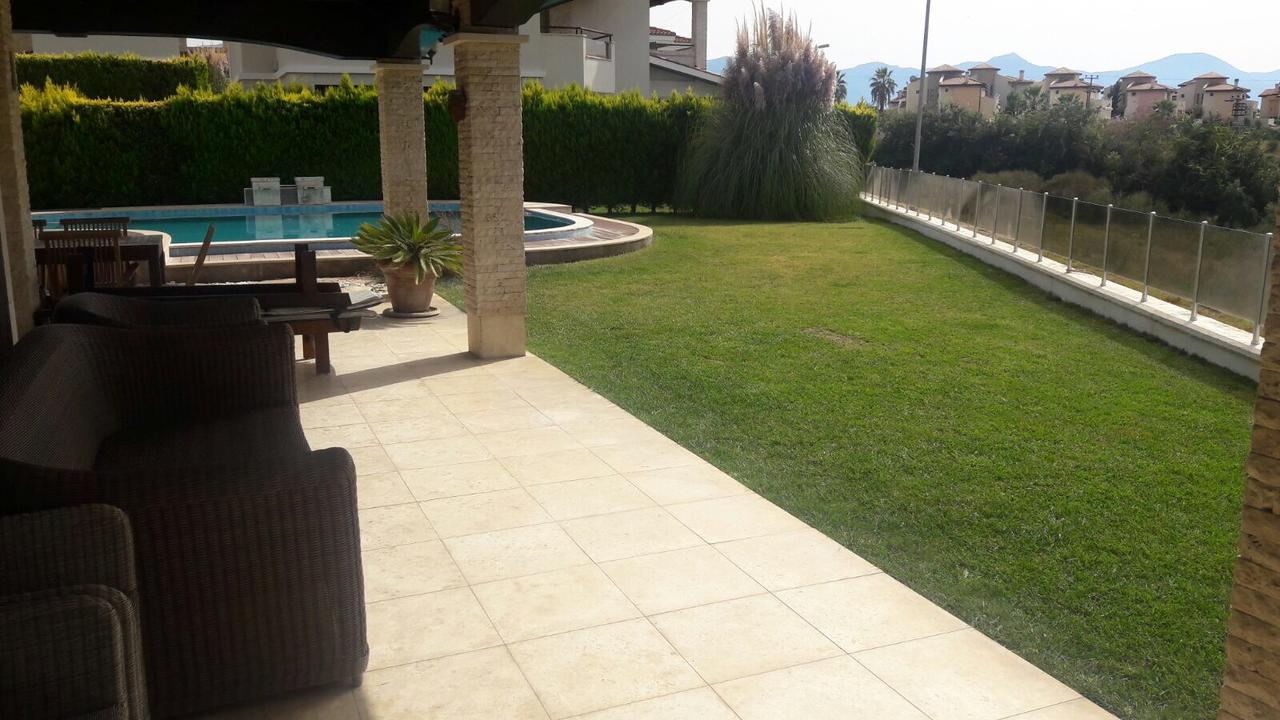 Four Bedroom With Private Pool In Gazella Site Villa Kusadasi