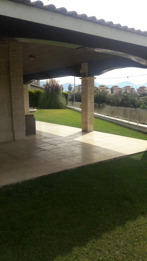 Four Bedroom With Private Pool In Gazella Site Villa *