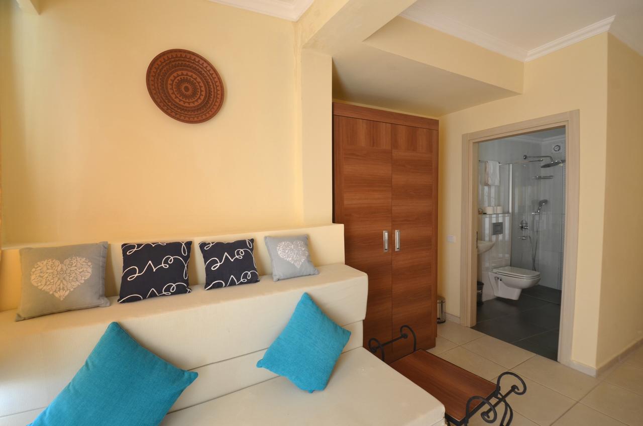 Hotel Cachet - Adult Only +14