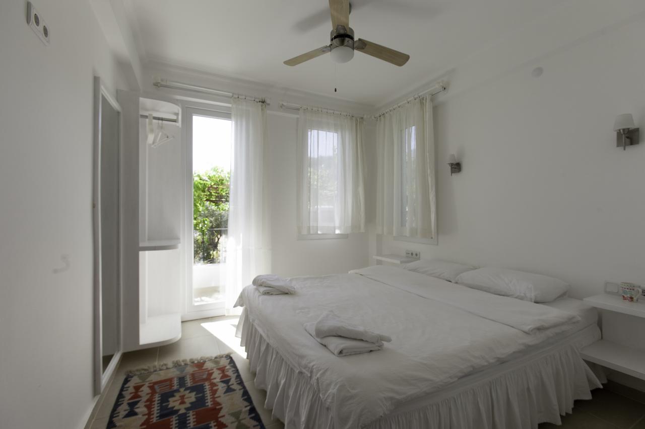 Hotel Hideaway