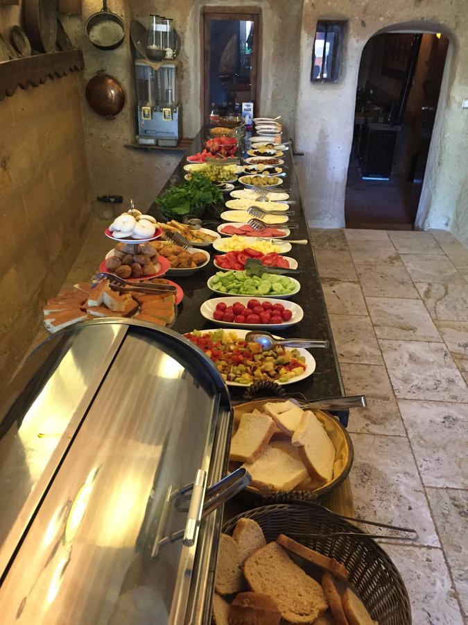 Hotel Melis Cave