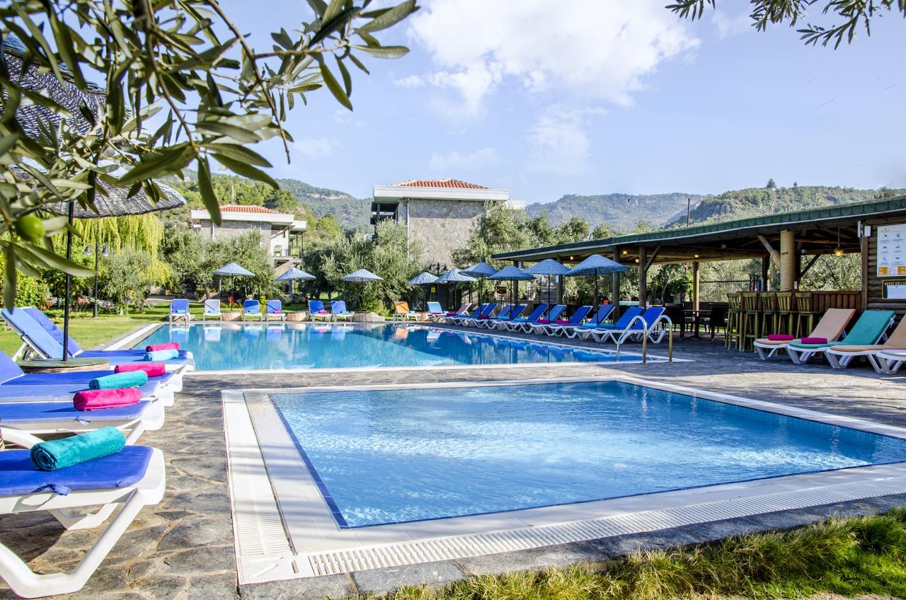 Hotel Assos Oleas