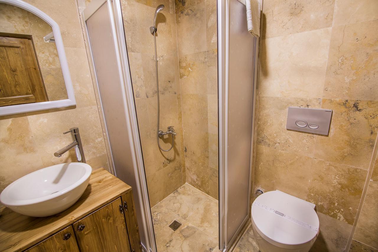 Cappadocia Ozbek Stone House 2*