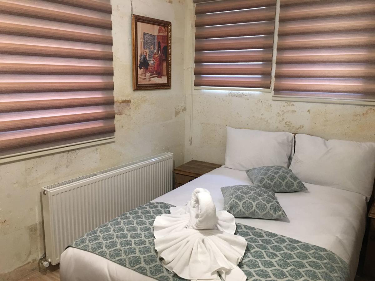 Cappadocia Ozbek Stone House Hotel 2*