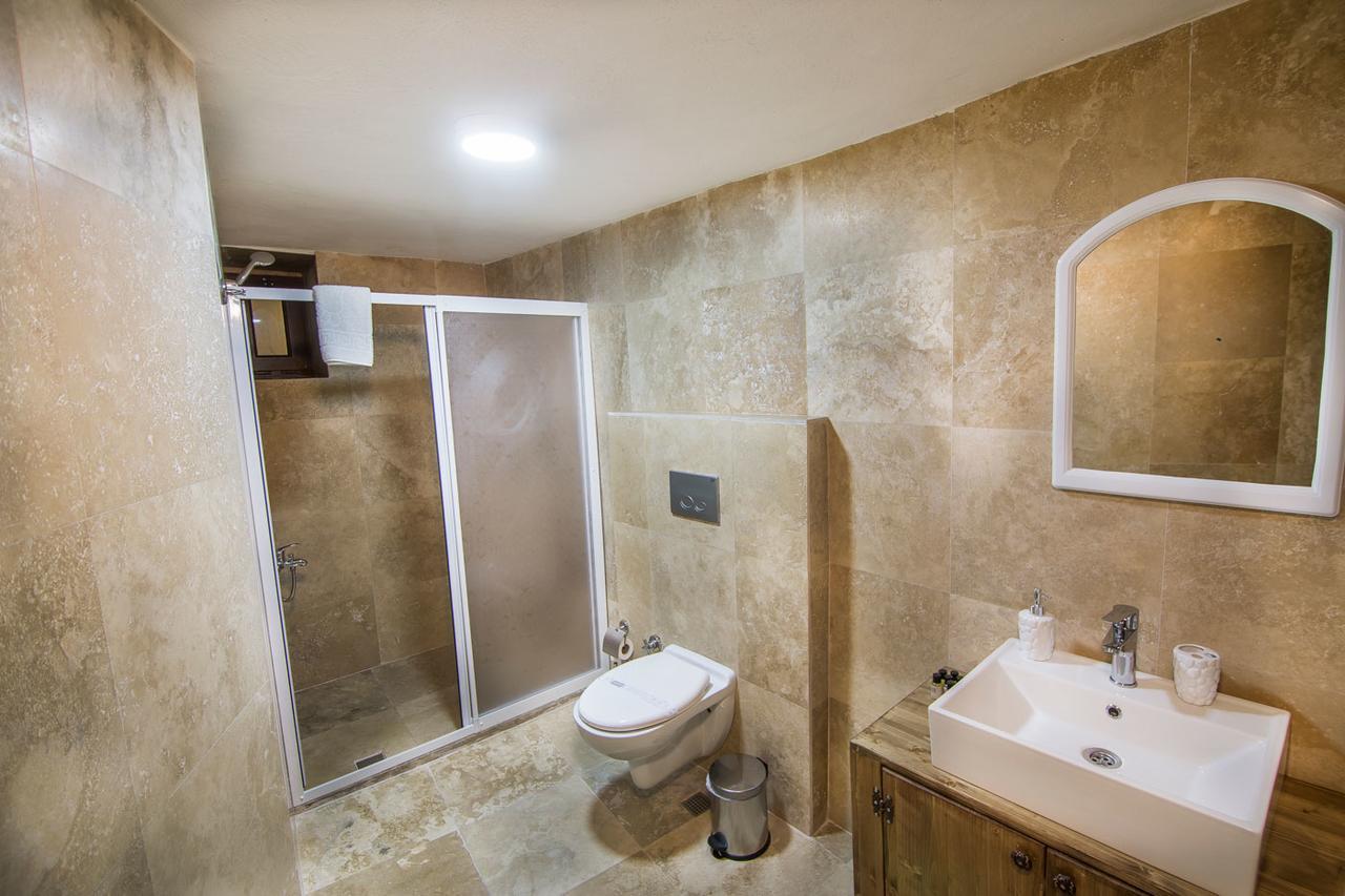 Cappadocia Ozbek Stone House Hotel 2*