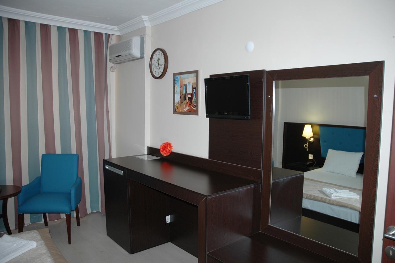 Hotel Burgaz Aquapark 3*