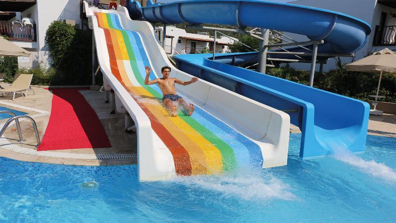 Izer Club Resort