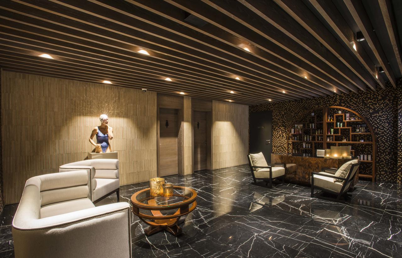 Caeli Hotel