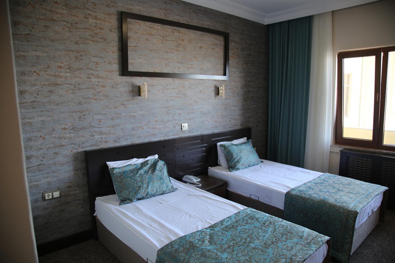 Omtel Hotel