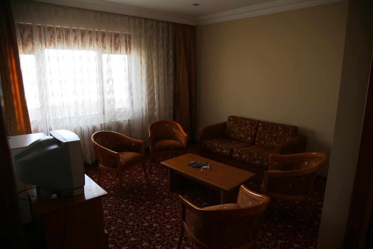 Omtel Hotel 3*