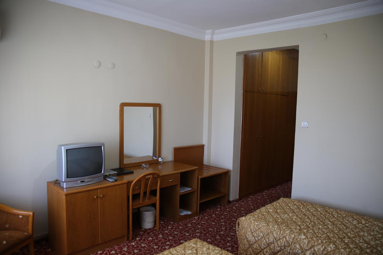 Omtel Hotel
