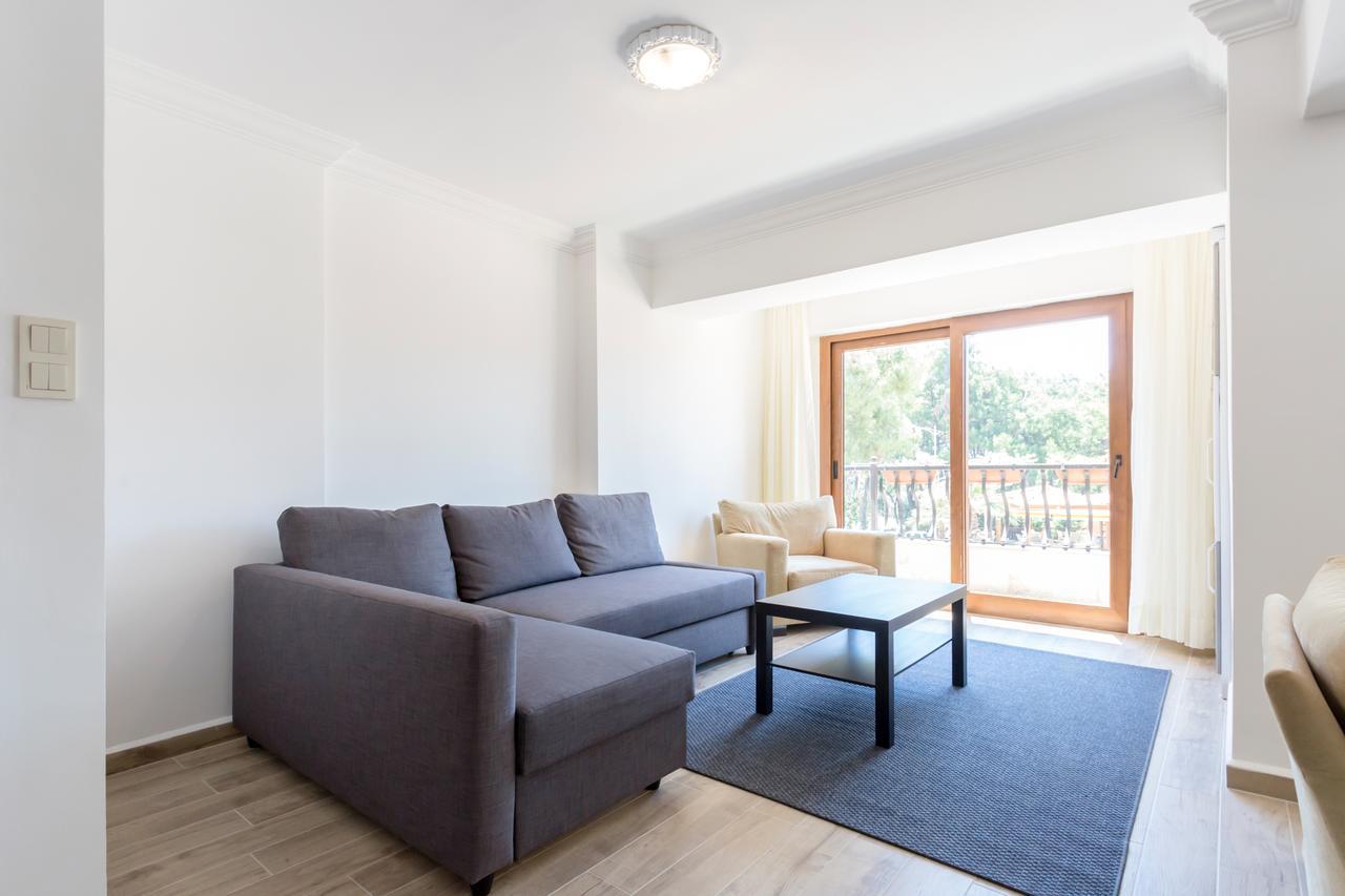 Xox Aparthotel 3*