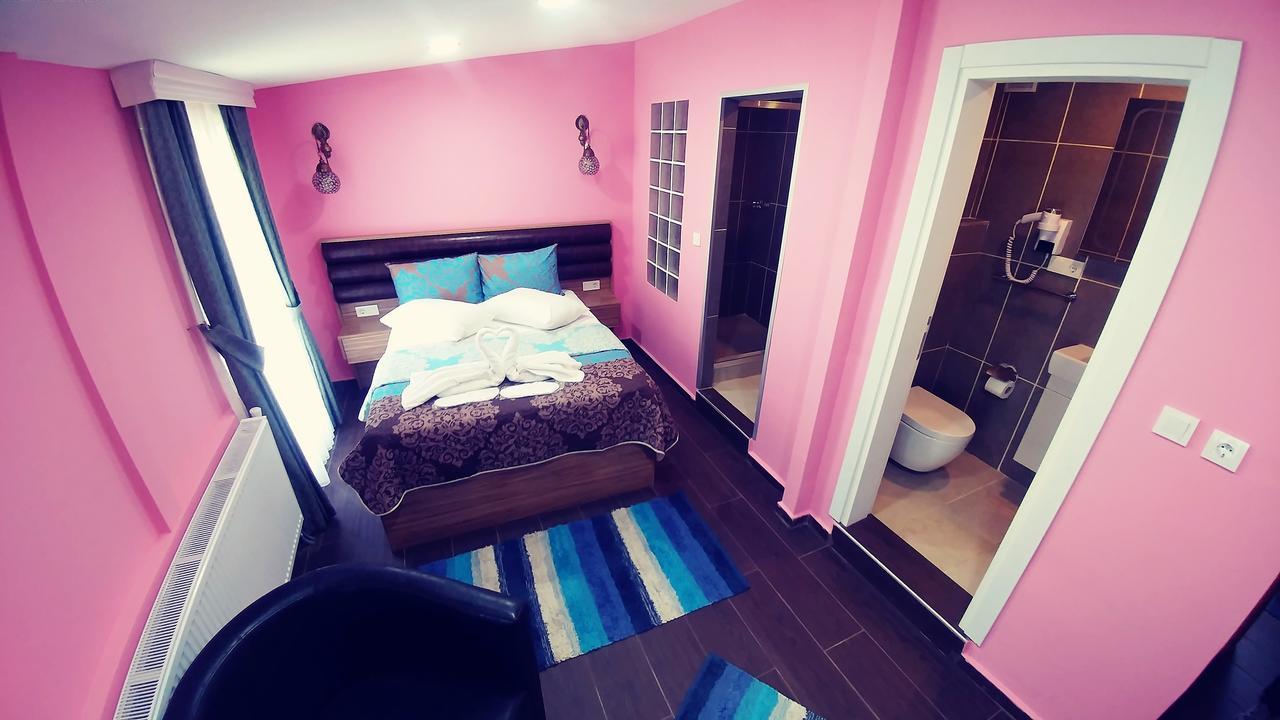 Tahir - Adult Only Hotel
