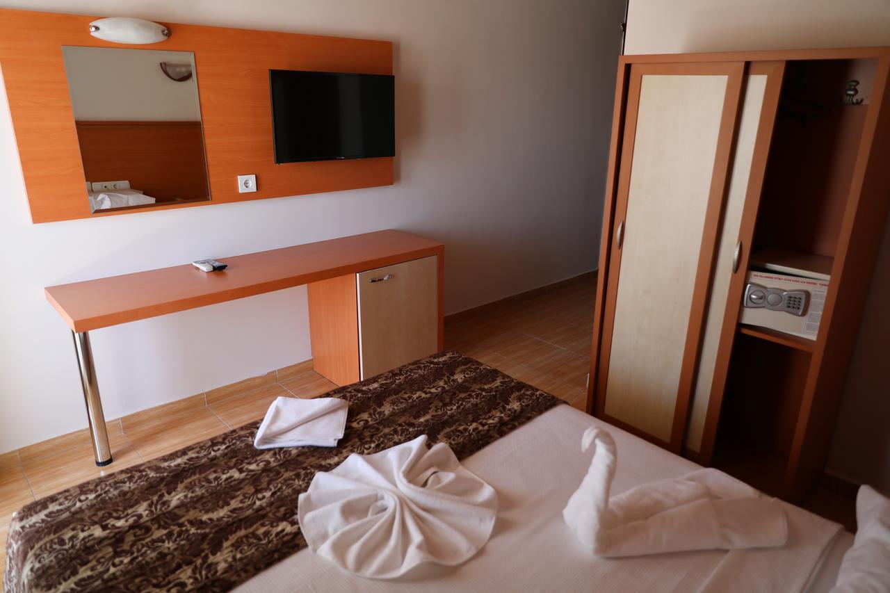 Hotel Park Marina 3*