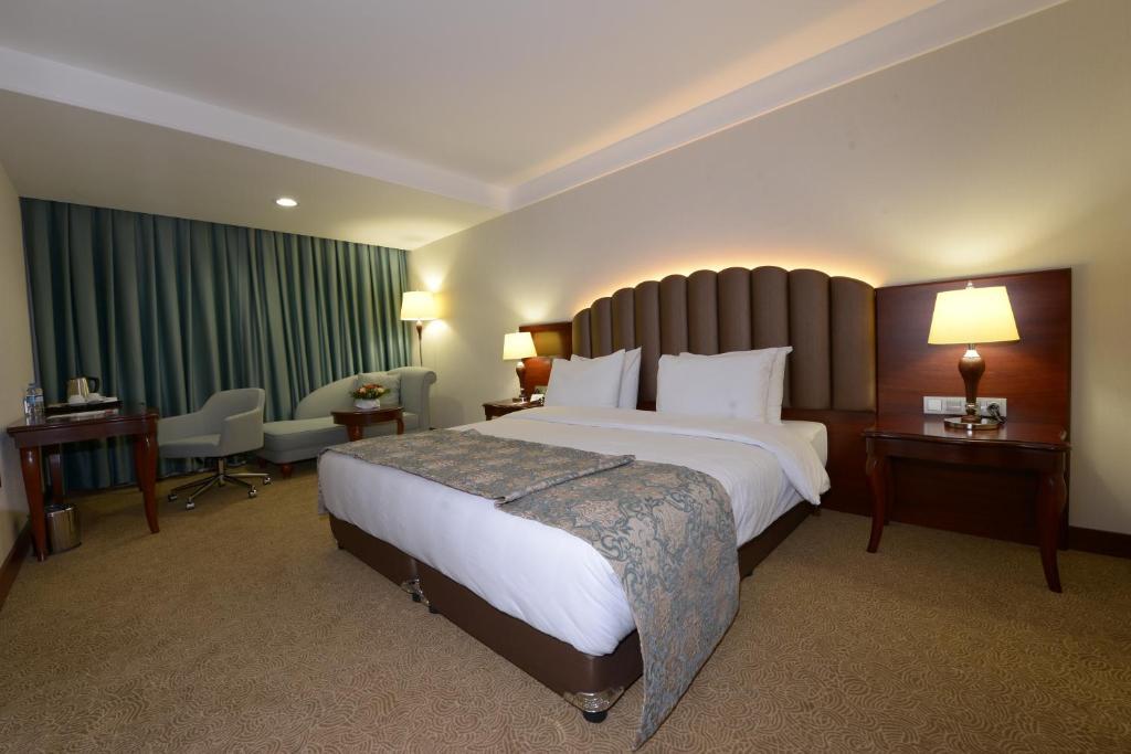 Hotel Ramada Plaza Altin Kayisi 5*