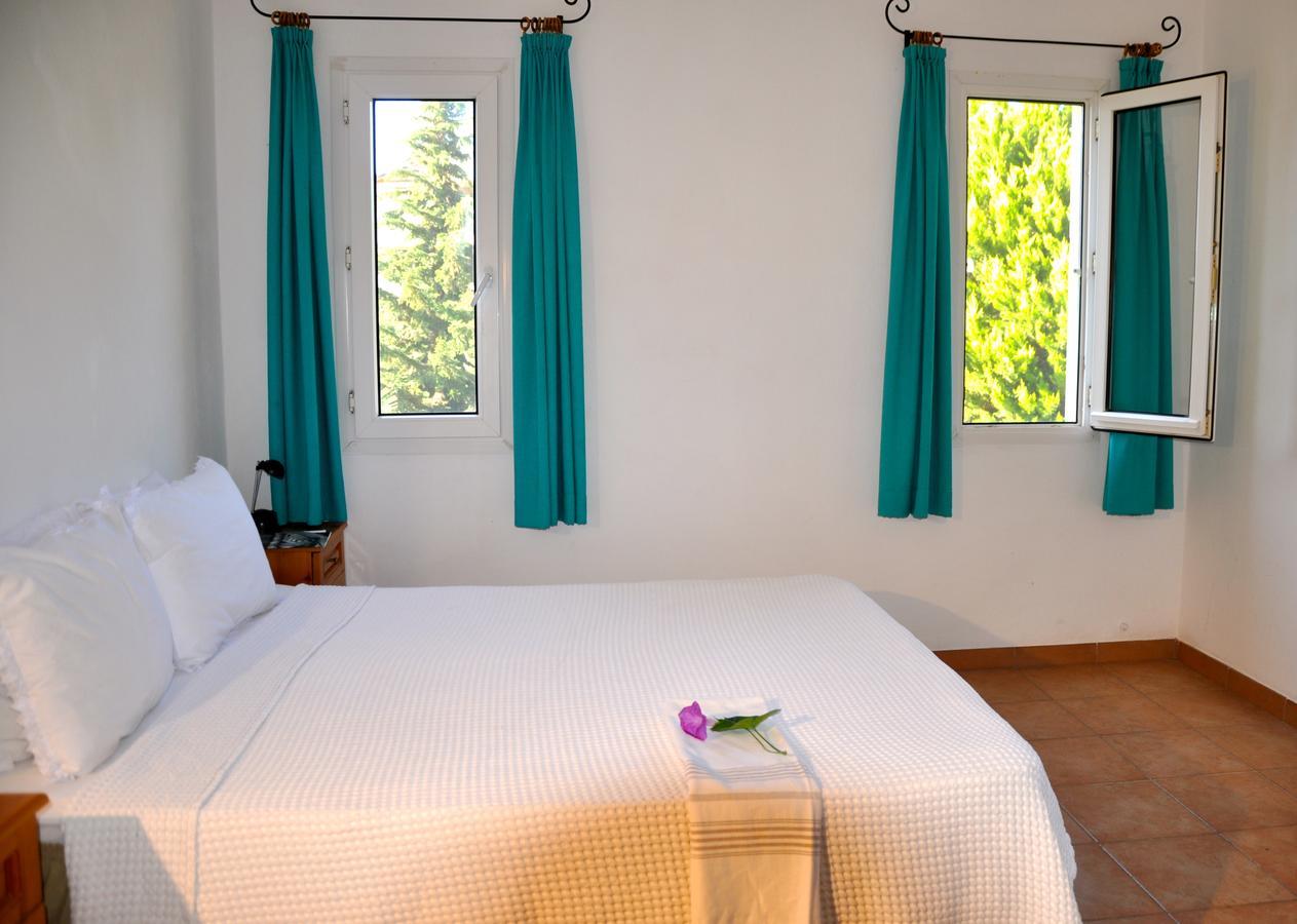 Emel Hotel