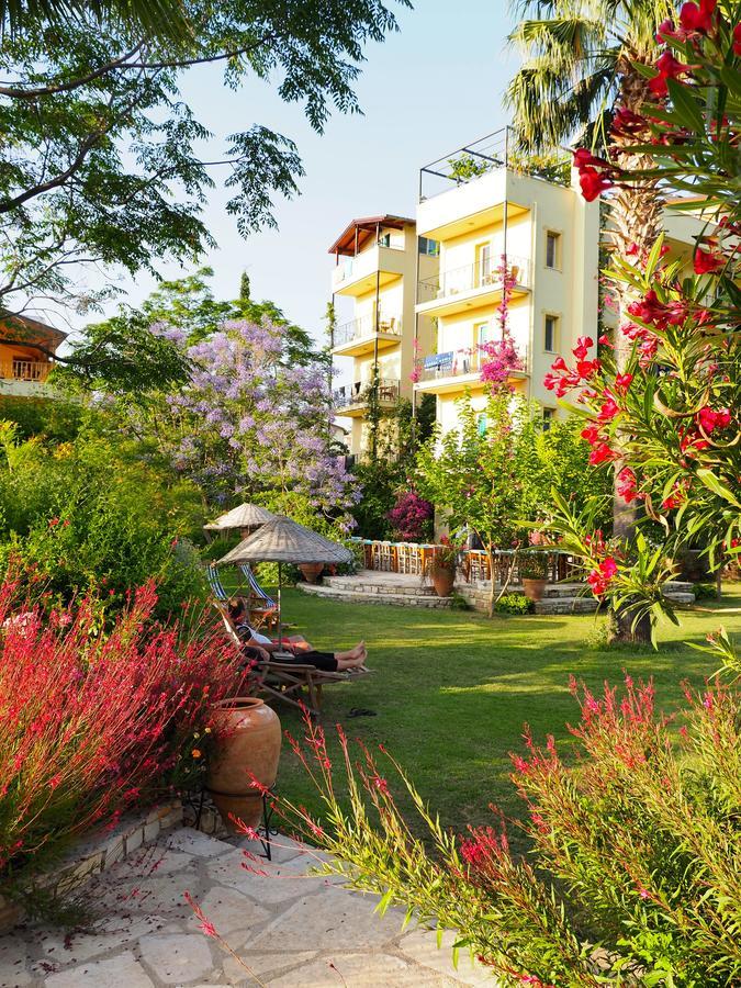 Hotel Emel *