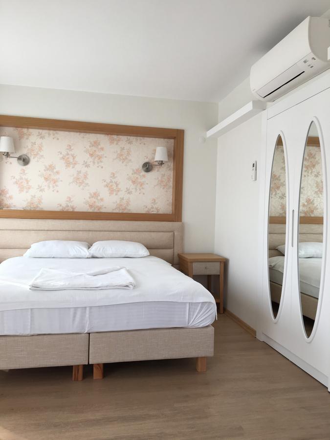 Clementin Suits Aparthotel *