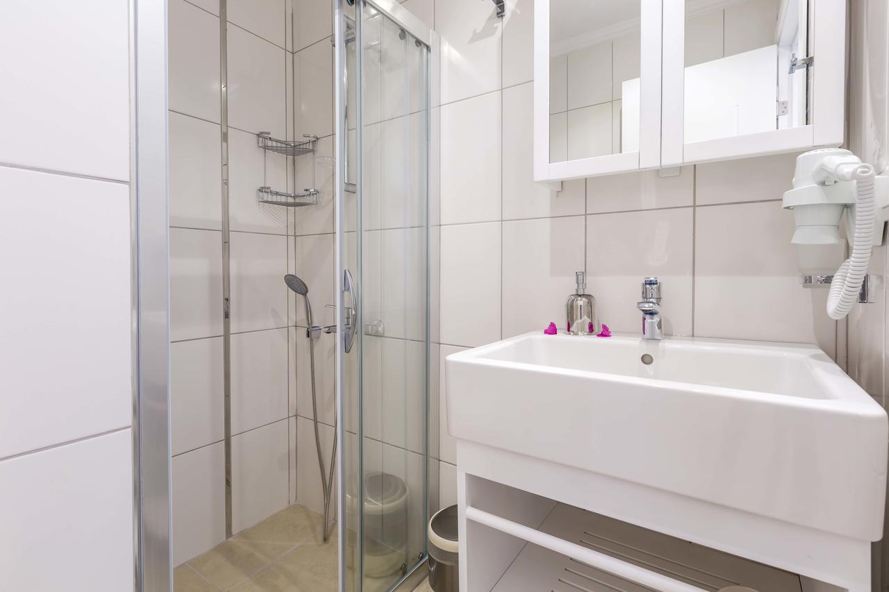 Yenier Aparthotel Kas