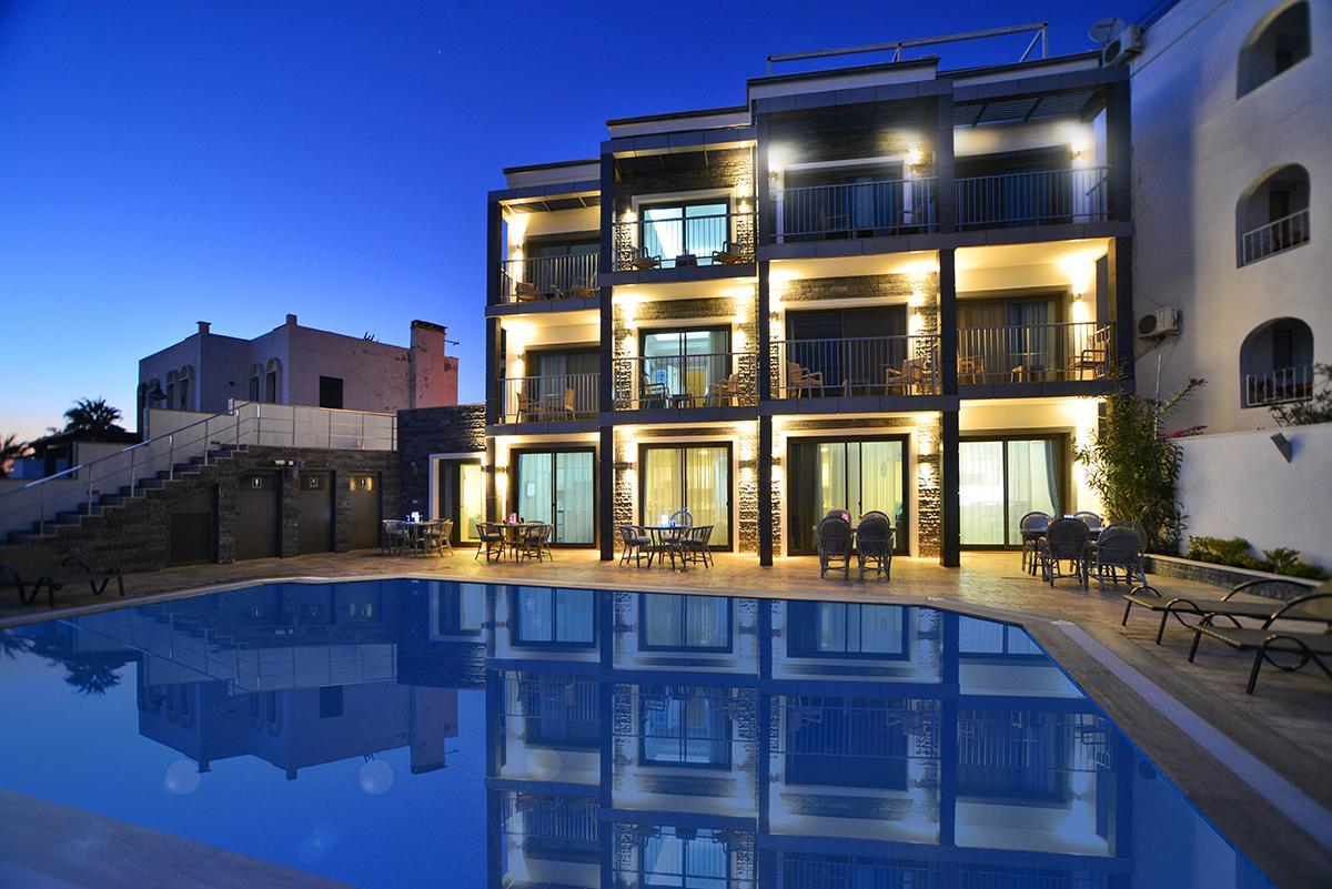 Aparthotel M *